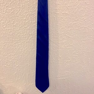 Blue tie